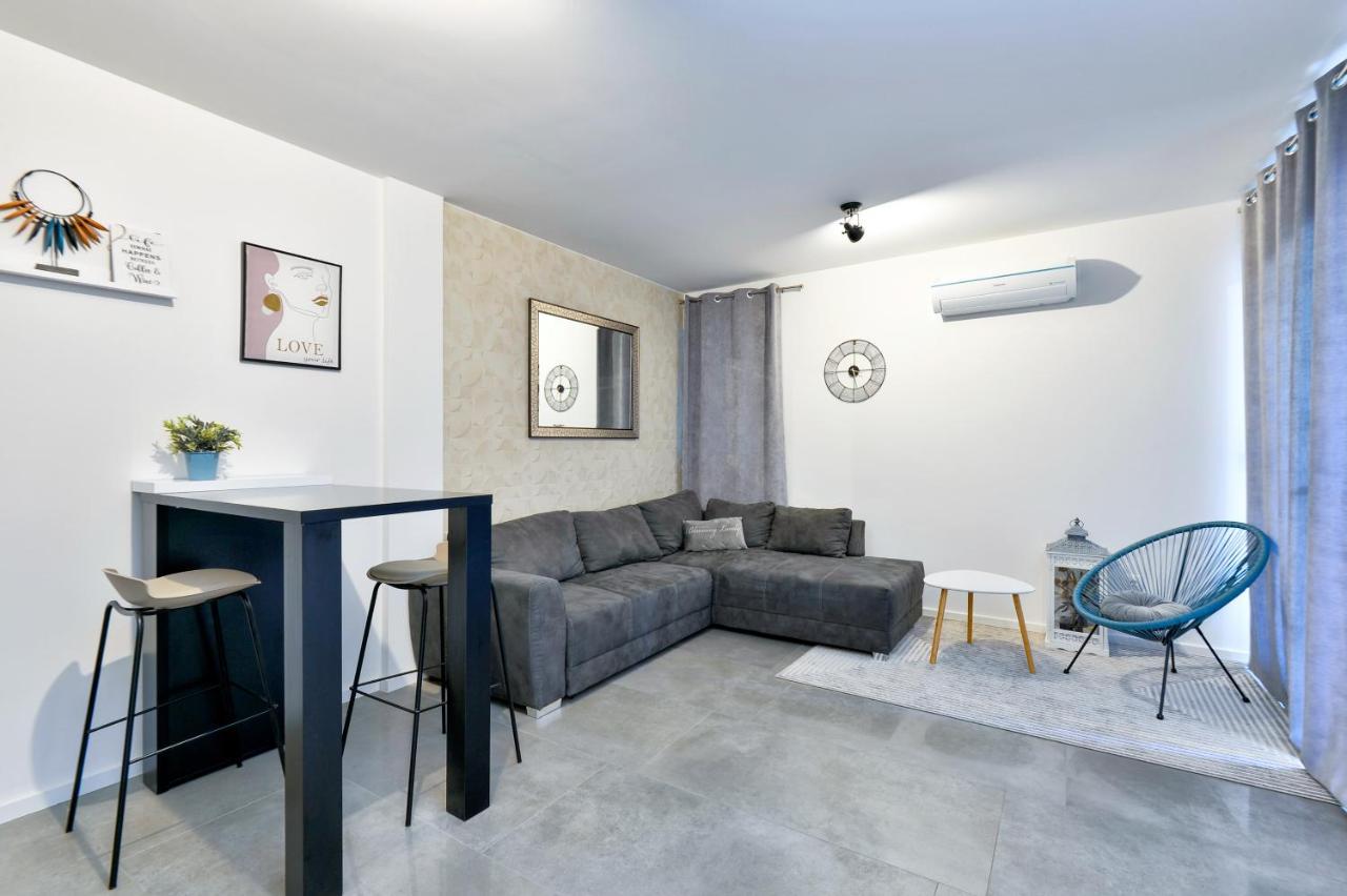 Relax Apartments ノヴァリャ エクステリア 写真
